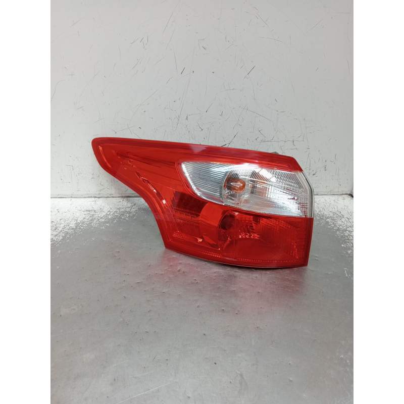Recambio de piloto trasero izquierdo para ford focus iii turnier 1.6 tdci referencia OEM IAM   