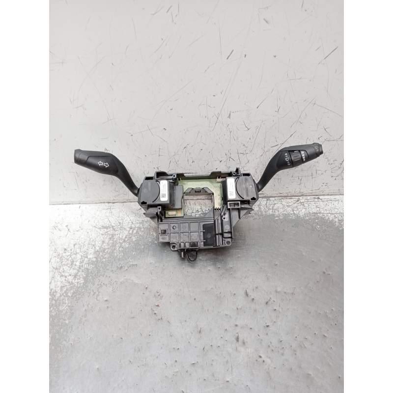 Recambio de mando luces para ford focus iii turnier 1.6 tdci referencia OEM IAM BV6T13N064AF  
