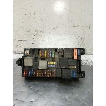 CAJA RELES / FUSIBLES 2115454401 A420572100234 2005