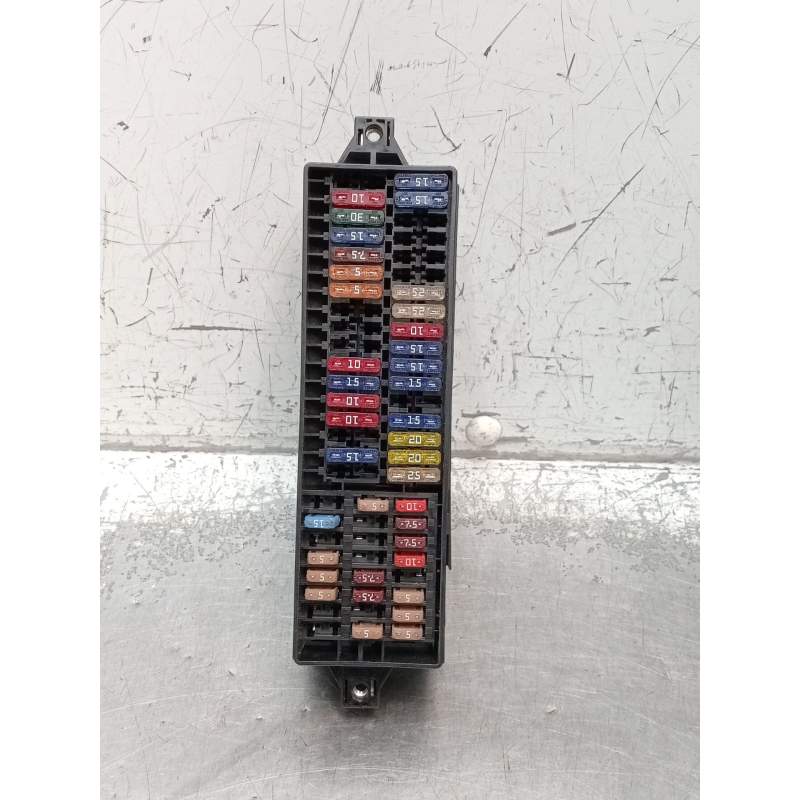 Recambio de caja reles / fusibles para skoda fabia ii (542) 1.2 referencia OEM IAM 63598004  2007