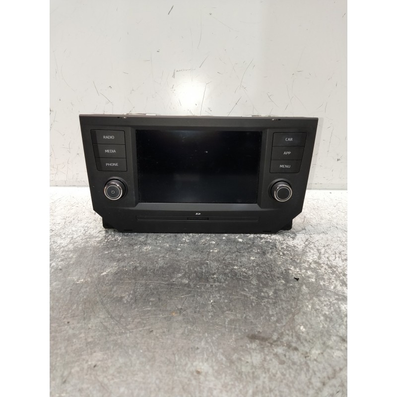 Recambio de sistema audio / radio cd para seat arona xcellence referencia OEM IAM 6F0035871B  