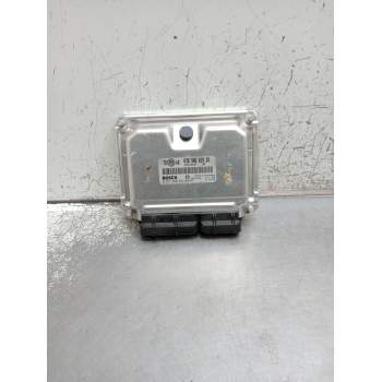 CENTRALITA MOTOR UCE 038906019DS 0281010543 EDC15P 2001