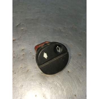 MANDO ELEVALUNAS DELANTERO DERECHO 5P 2006