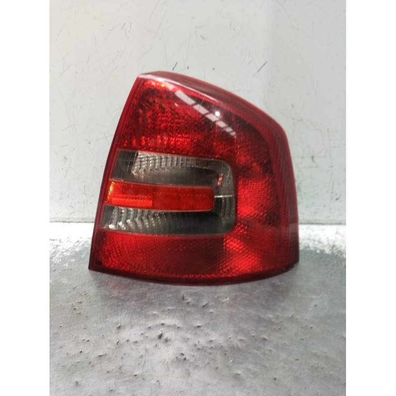 Recambio de piloto trasero derecho para skoda octavia ii (1z3) 1.9 tdi referencia OEM IAM   2004