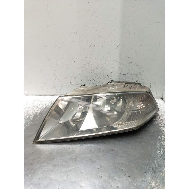 Recambio de faro izquierdo para skoda octavia ii (1z3) 1.9 tdi referencia OEM IAM   2004