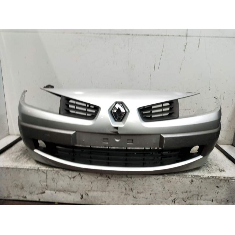 Recambio de paragolpes delantero para renault megane ii (bm0/1_, cm0/1_) 1.9 dci referencia OEM IAM   