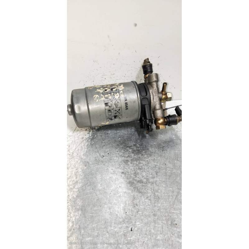 Recambio de filtro gasoil para alfa romeo 156 1.9 jtd cat referencia OEM IAM WK8546  