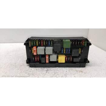 CAJA RELES / FUSIBLES A2129002627 