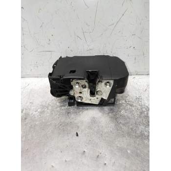 MOTOR CIERRE CENTRALIZADO DELANTERO DERECHO 58015293020 5P 2014