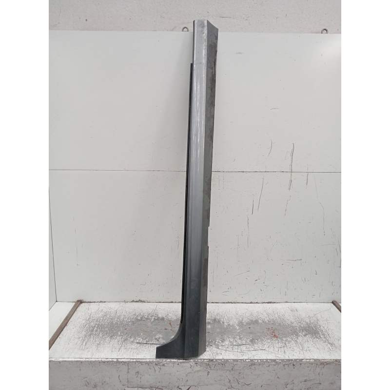 Recambio de faldon lateral para volvo v60 ii (225) d3 referencia OEM IAM DERECHO  