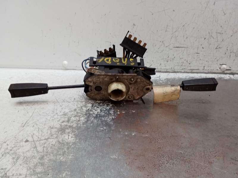 Recambio de mando luces para skoda 120 referencia OEM IAM   