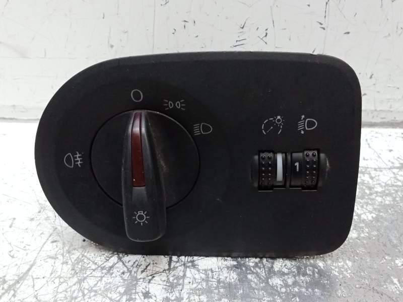 Recambio de mando luces para seat ibiza iv (6j5, 6p1) 1.4 tdi referencia OEM IAM   