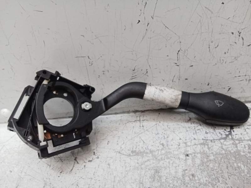 Recambio de mando limpia para seat cordoba berlina (6k2) 1.9 sdi referencia OEM IAM   