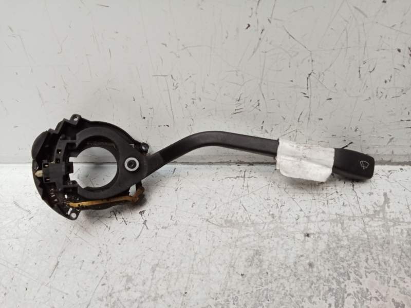 Recambio de mando limpia para seat malaga 1.5 referencia OEM IAM   