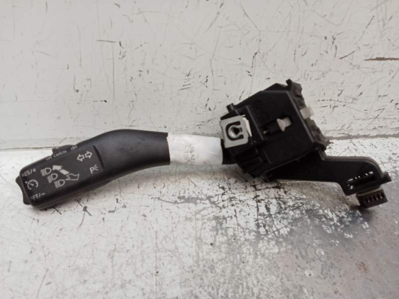 Recambio de mando luces para seat leon (1p1) sport-up referencia OEM IAM 1K0953513F  
