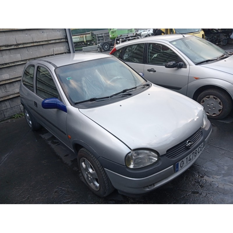 opel corsa b del año 1999