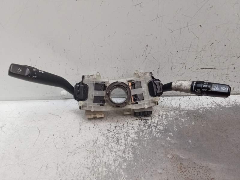 Recambio de mando luces para toyota land cruiser (j9) 3.0 turbodiesel referencia OEM IAM 843106A750  