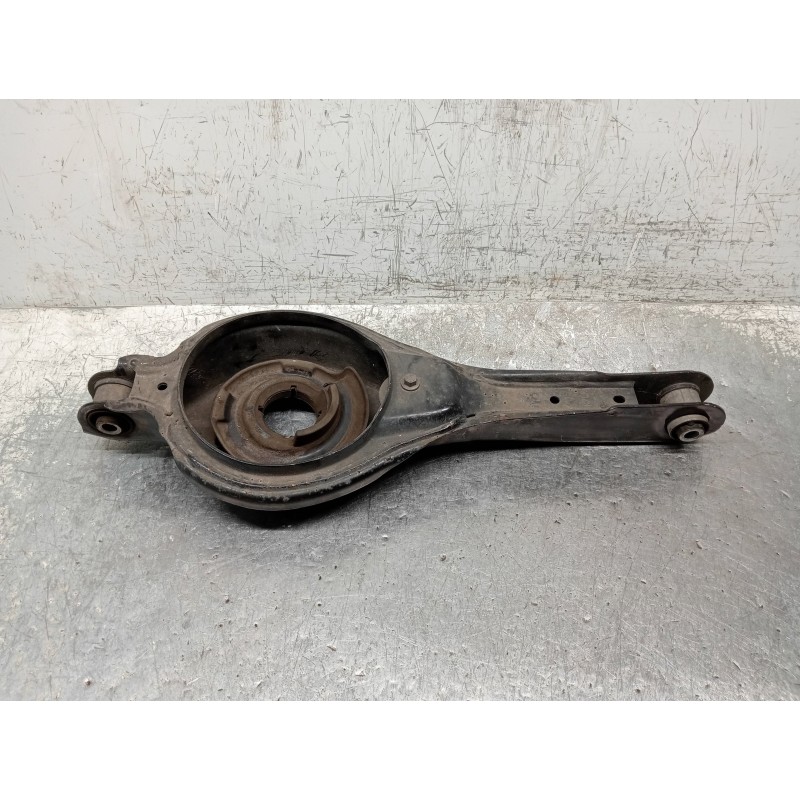 Recambio de brazo suspension inferior trasero izquierdo para ford kuga (cbs) titanium referencia OEM IAM CV615K652AAC  