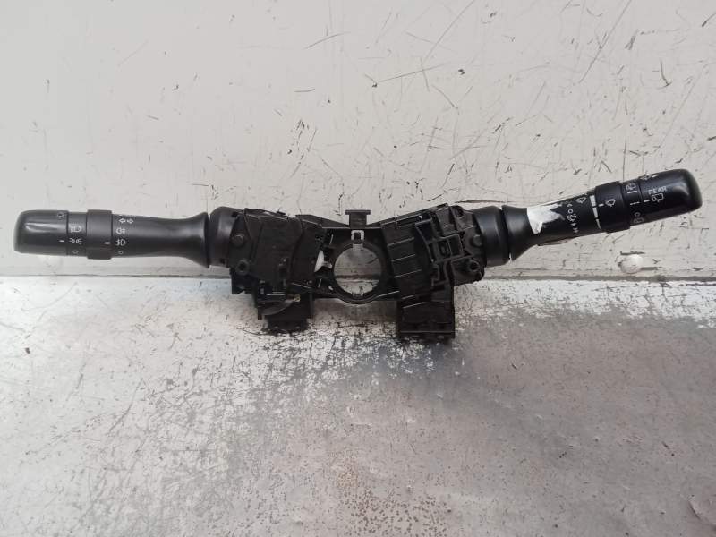 Recambio de mando luces para toyota prius (nhw30) referencia OEM IAM   
