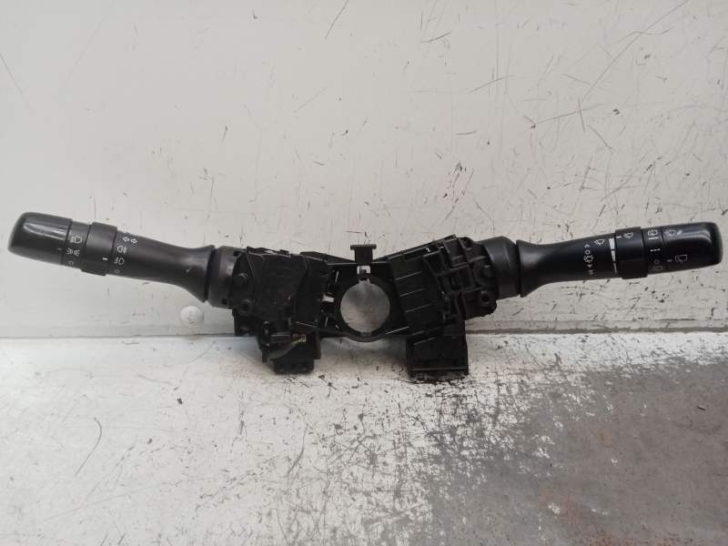 Recambio de mando luces para toyota prius (nhw30) referencia OEM IAM   