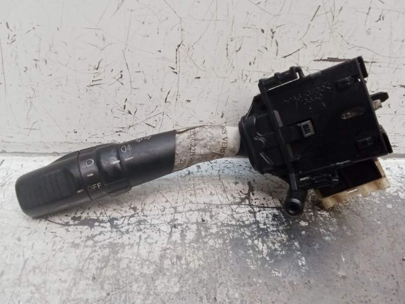 Recambio de mando luces para toyota avensis verso (m20) 2.0 turbodiesel cat referencia OEM IAM   