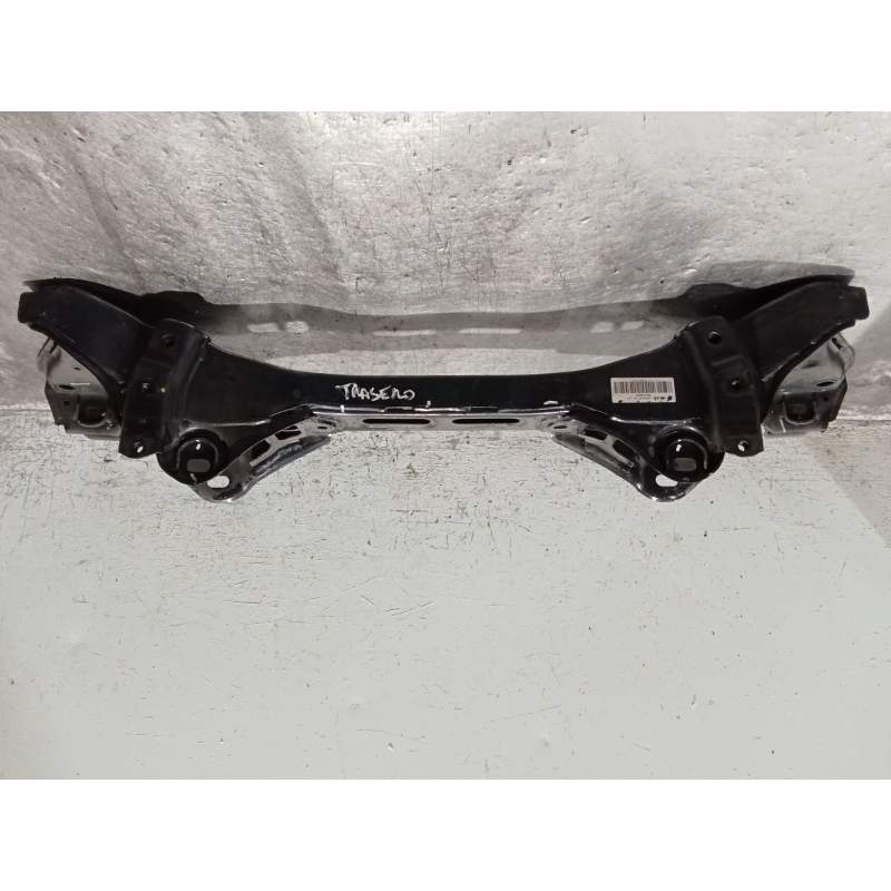 Recambio de puente trasero para kia cee´d (jd) 1.6 gt referencia OEM IAM CUNA 16G 2012