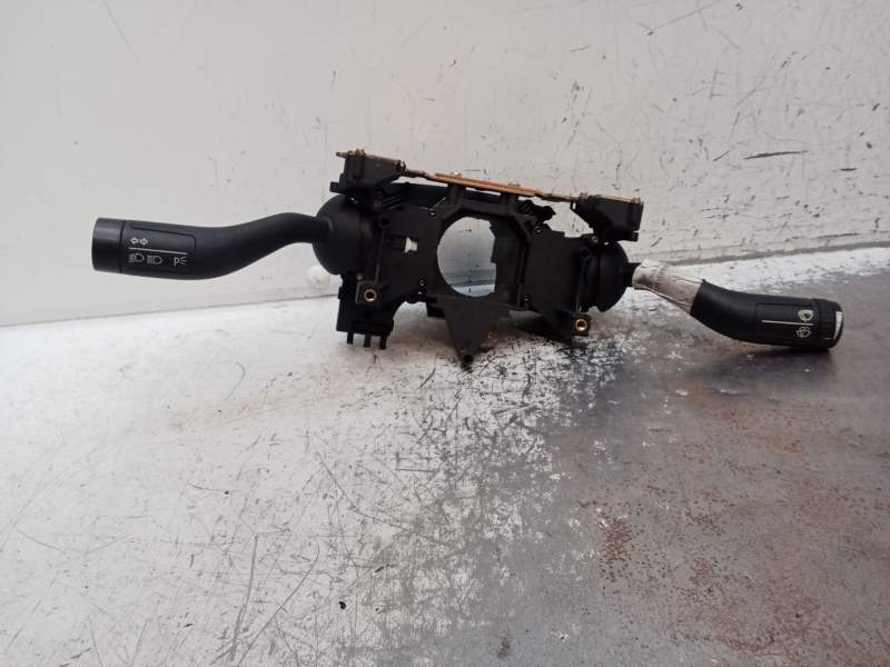 Recambio de mando luces para volkswagen phaeton (3d2/3d8) tdi v10 (5 asientos) referencia OEM IAM   