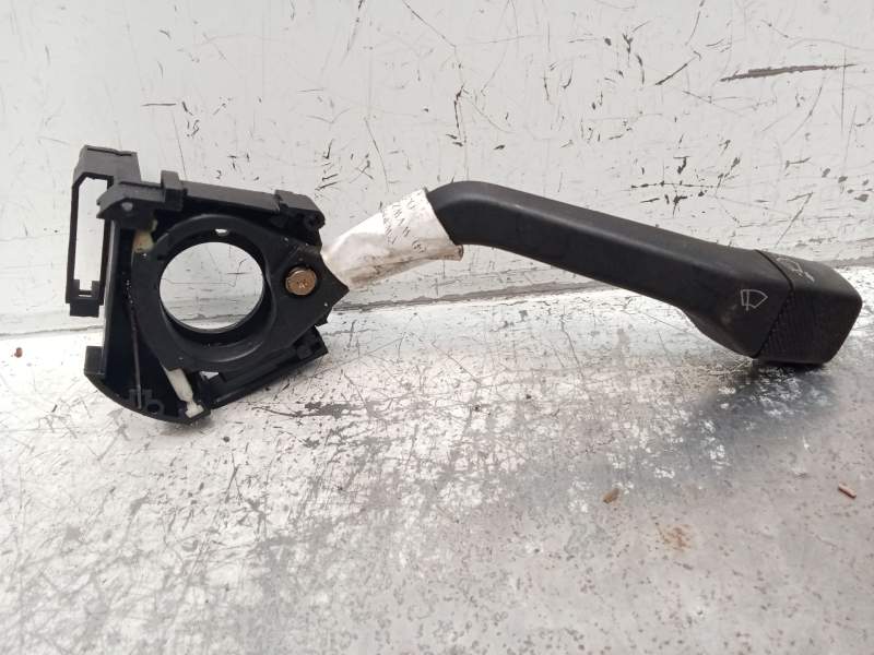 Recambio de mando limpia para volkswagen passat berlina (312) 1.8 referencia OEM IAM   