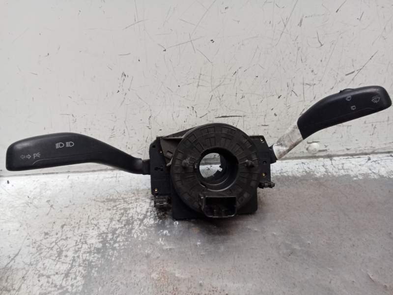 Recambio de mando luces para volkswagen polo (9n1) trendline referencia OEM IAM   