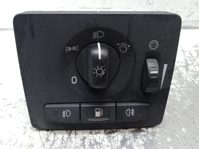 Recambio de mando luces para volvo c30 2.5 20v turbo cat referencia OEM IAM   