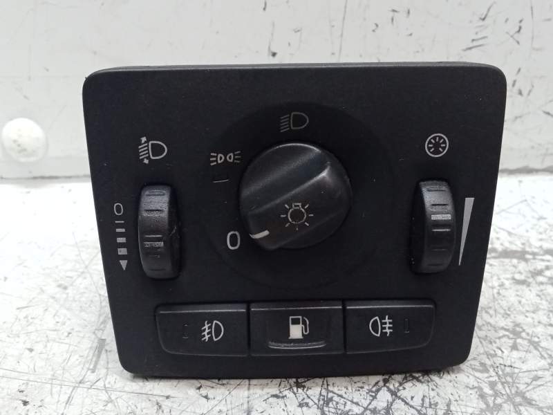 Recambio de mando luces para volvo v50 familiar 2.0 d kinetic referencia OEM IAM   
