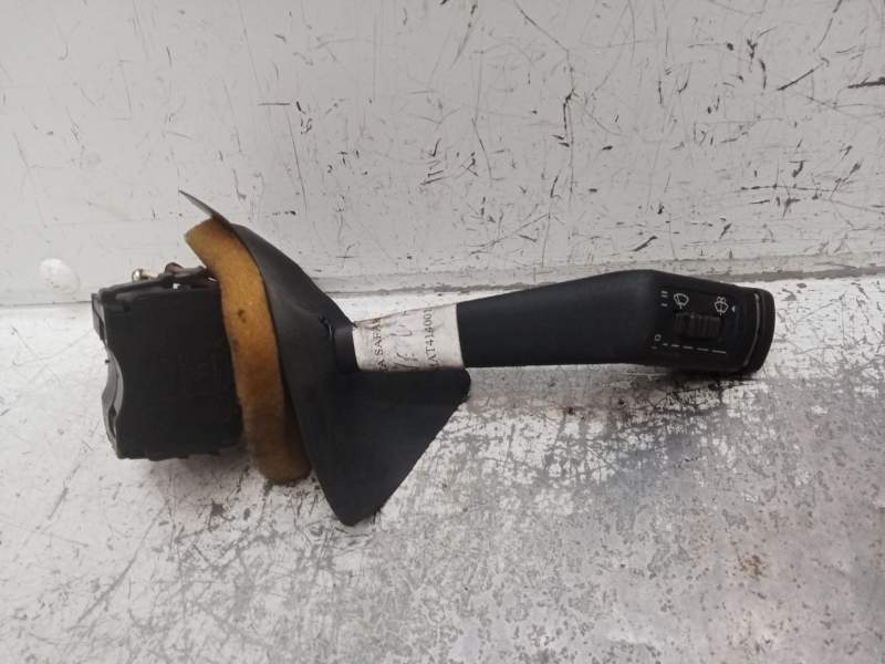 Recambio de mando limpia para tata safari 1.9 td referencia OEM IAM   