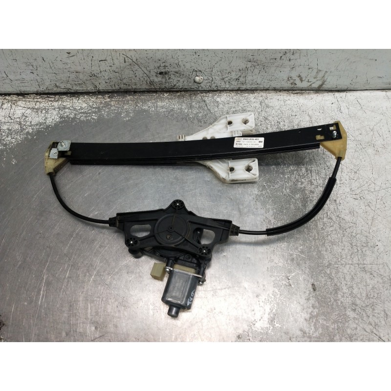 Recambio de elevalunas trasero izquierdo para audi a4 avant (8w5) advanced edition referencia OEM IAM 8W0839461  