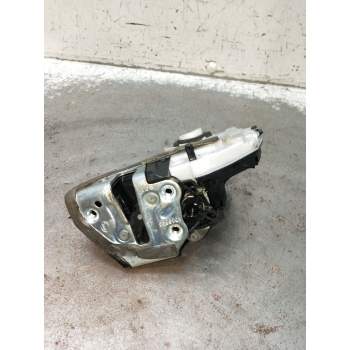MOTOR CIERRE CENTRALIZADO TRASERO IZQUIERDO 6110909 5P 2015