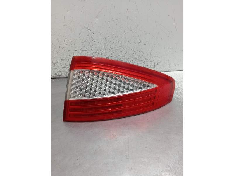 Recambio de piloto trasero derecho para ford mondeo iv (ba7) 2.2 tdci referencia OEM IAM   