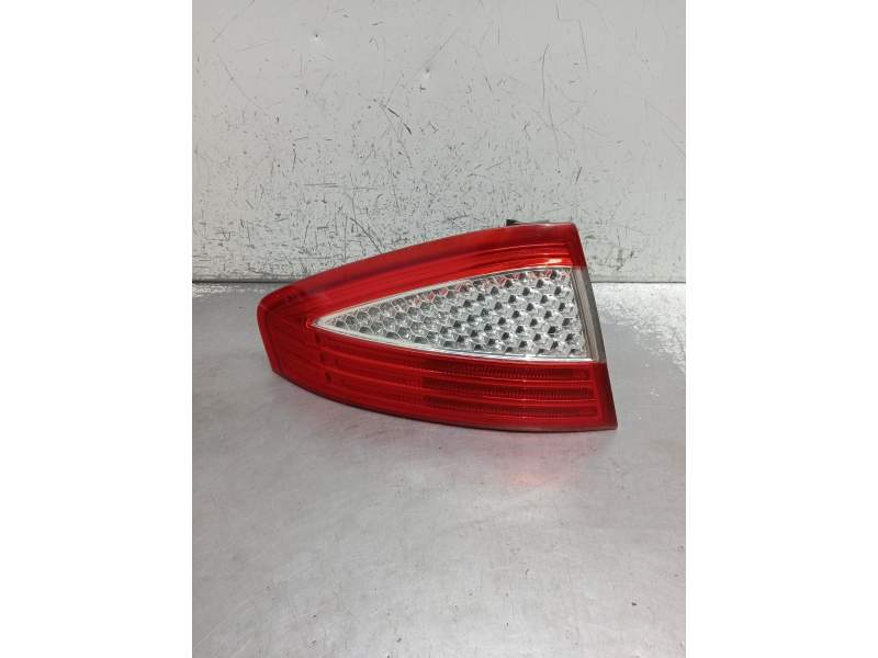 Recambio de piloto trasero izquierdo para ford mondeo iv (ba7) 2.2 tdci referencia OEM IAM   