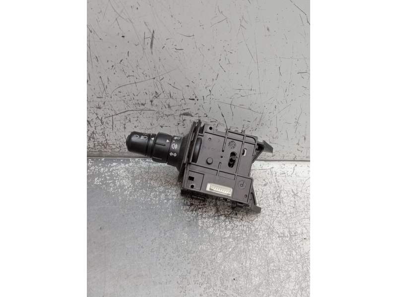 Recambio de mando luces para renault scénic ii (jm0/1_) 1.9 dci (jm14) referencia OEM IAM   