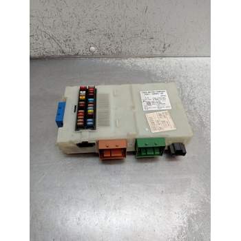 CAJA RELES / FUSIBLES 7G9T14A073XA 3659AF01125TP 2814834701111 LTQF01125TP 2007