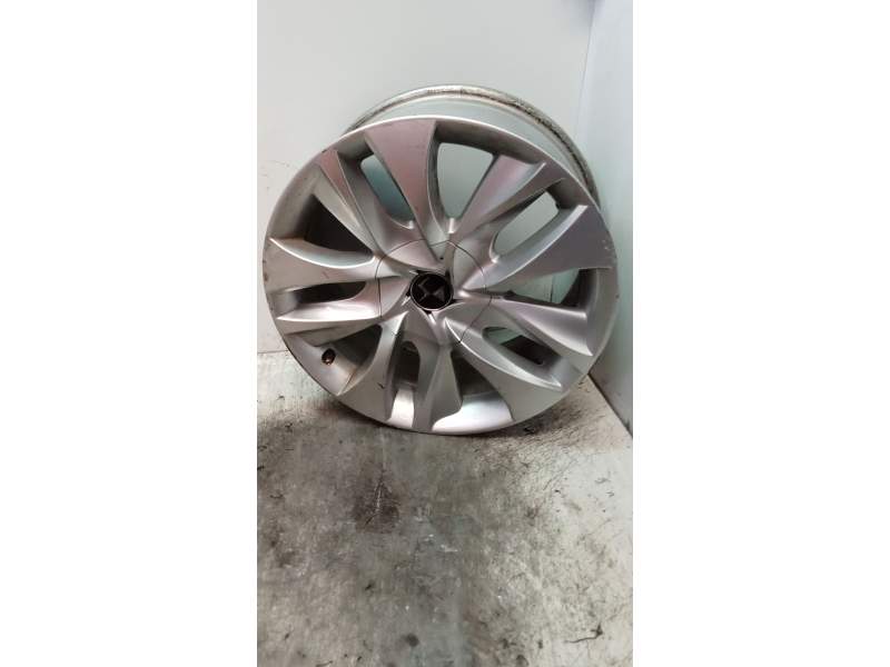 Recambio de llanta para citroën ds5 2.0 bluehdi 180 referencia OEM IAM 7.5J17CH427 9670292277 