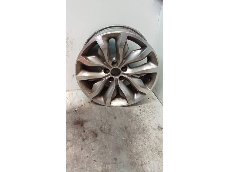 Recambio de llanta para citroën c5 berlina exclusive referencia OEM IAM 7J17 9678786077 