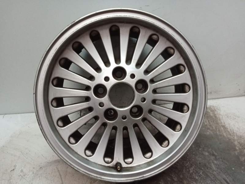 Recambio de llanta para bmw 5 (e39) 525 tds referencia OEM IAM 7JX16H2 ET20 BM316003 
