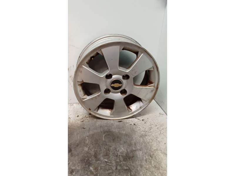 Recambio de llanta para chevrolet lacetti referencia OEM IAM 6J15 ET44 