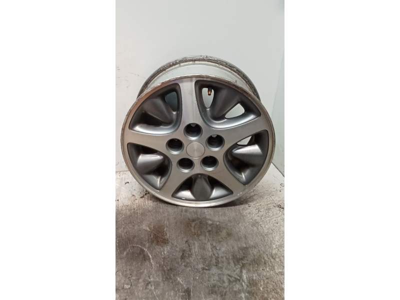 Recambio de llanta para chrysler voyager (gs) 2.0 se referencia OEM IAM 156.5  