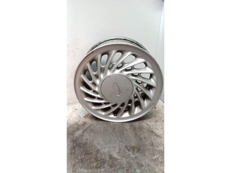 Recambio de llanta para ford scorpio cl berlina referencia OEM IAM 6J15H2 et49 