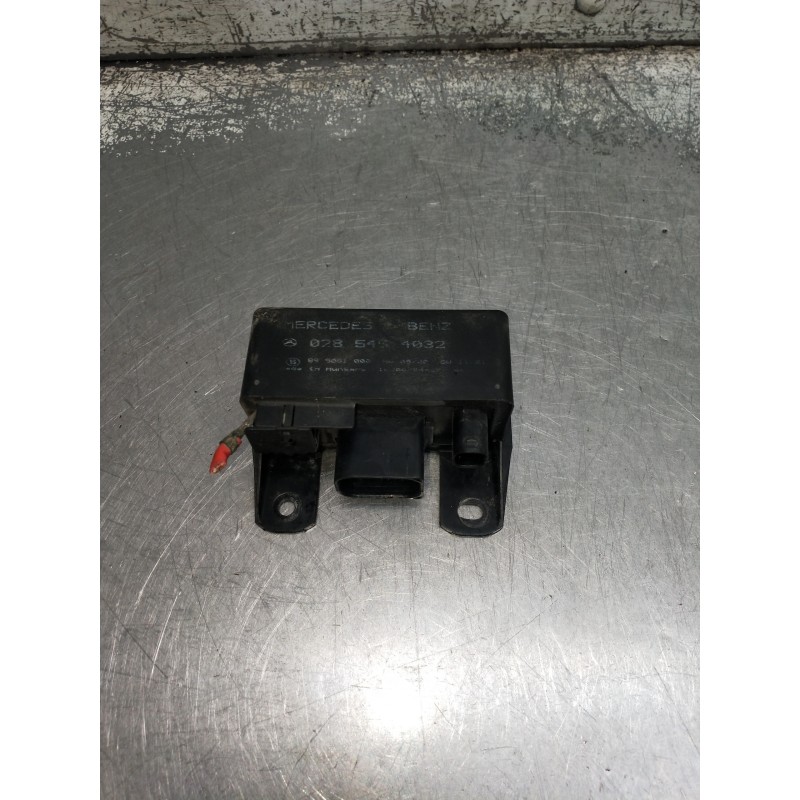 Recambio de caja precalentamiento para mercedes sprinter (w901,w904) caja cerr. referencia OEM IAM 0285454032  