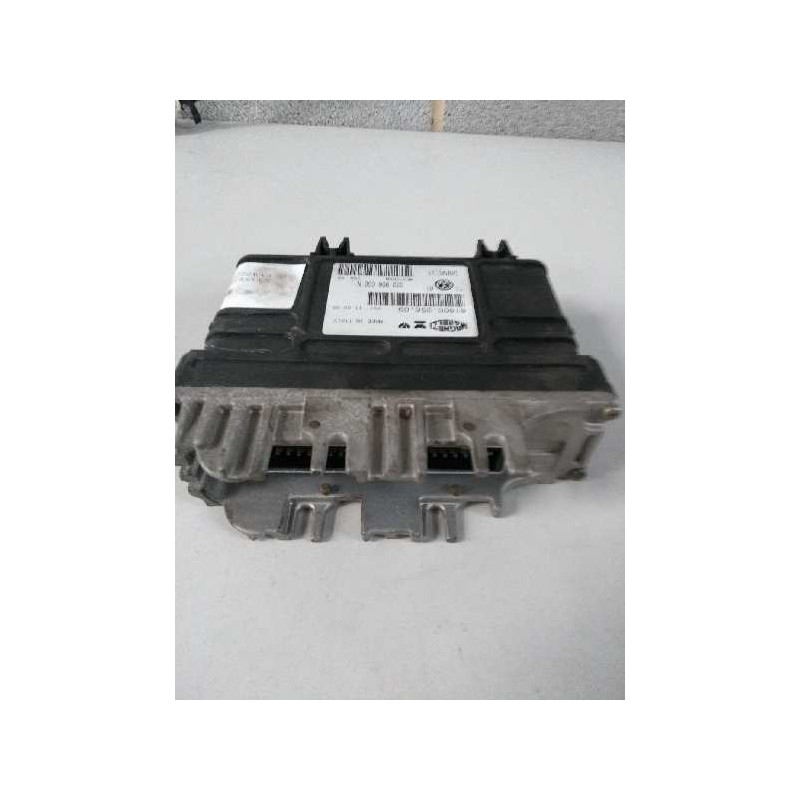 Recambio de centralita motor uce para volkswagen golf iii berlina (1h1) cl referencia OEM IAM IAW1AVV1 032906030N 6160025609