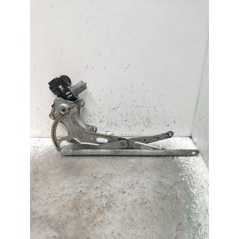 ELEVALUNAS DELANTERO IZQUIERDO 8572062010 5P 2015