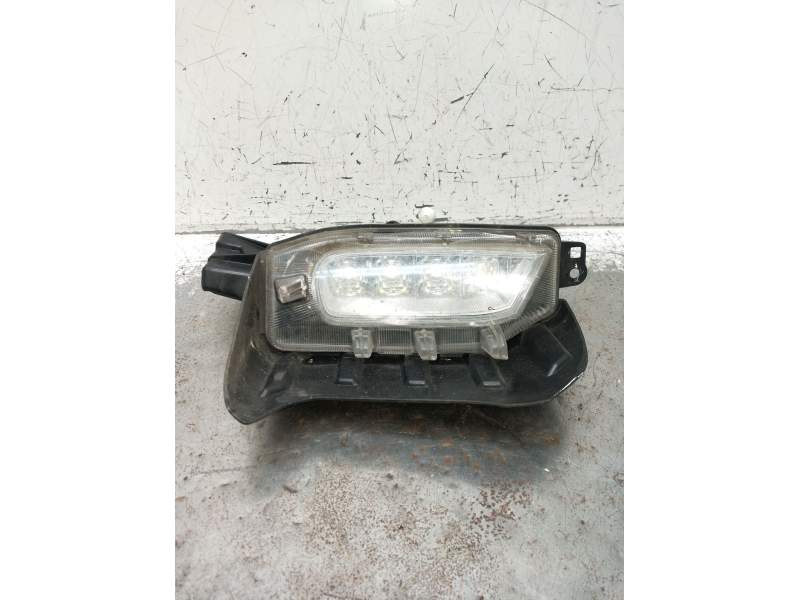 Recambio de faro antiniebla derecho para toyota prius plus (_w4_) 1.8 hybrid (zvw40w, zvw41w) referencia OEM IAM   2015