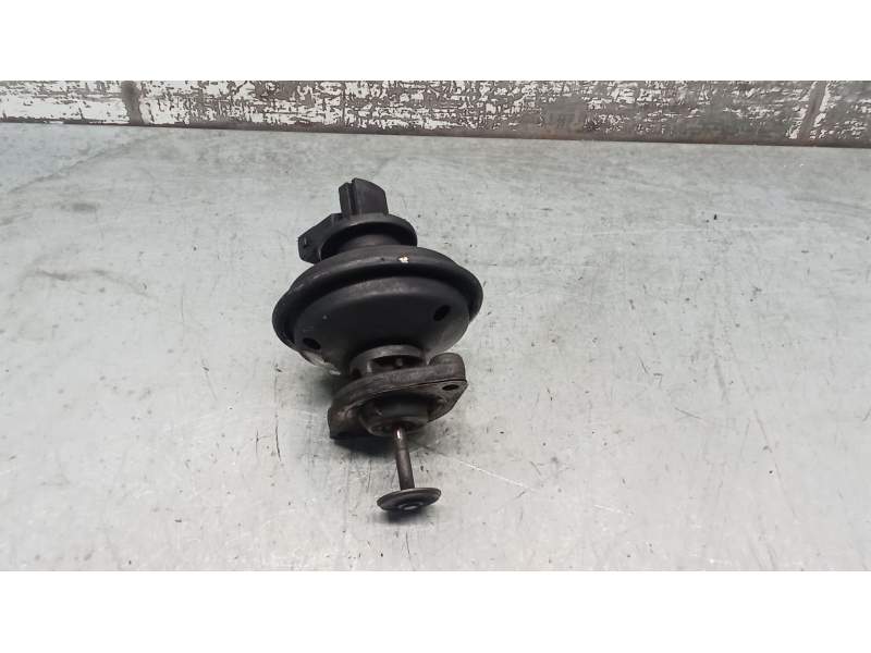 Recambio de valvula egr para bmw 3 (e90) 318 d referencia OEM IAM 7801942 70068408 08