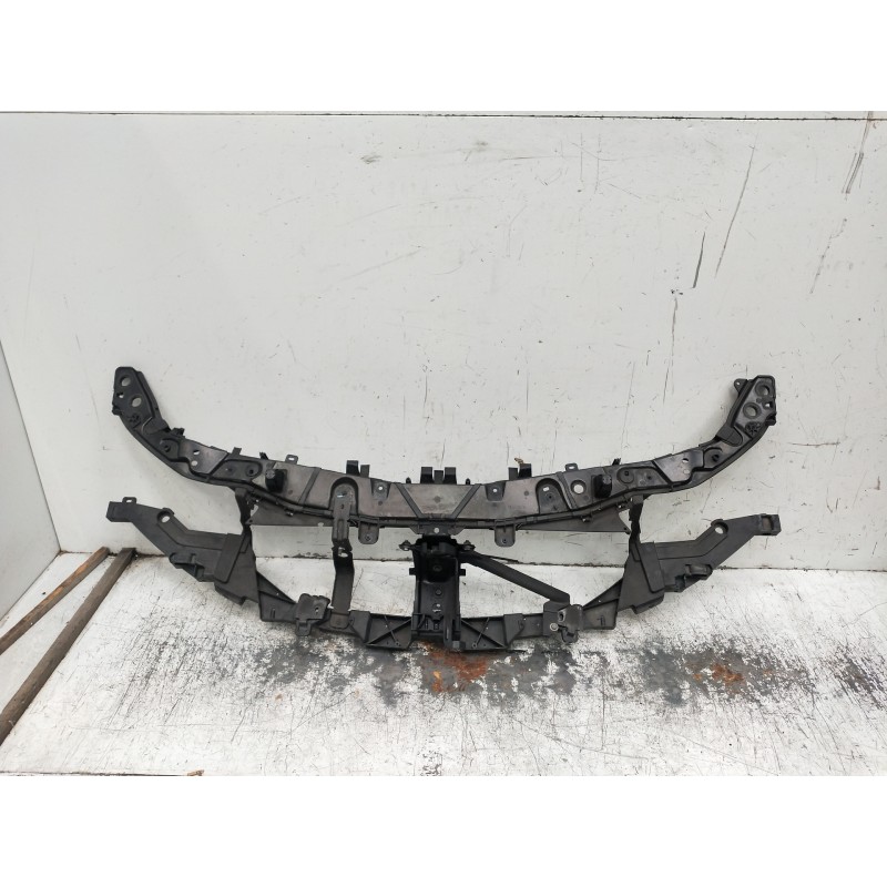 Recambio de refuerzo paragolpes delantero para renault laguna iii 2.0 dci diesel fap referencia OEM IAM   